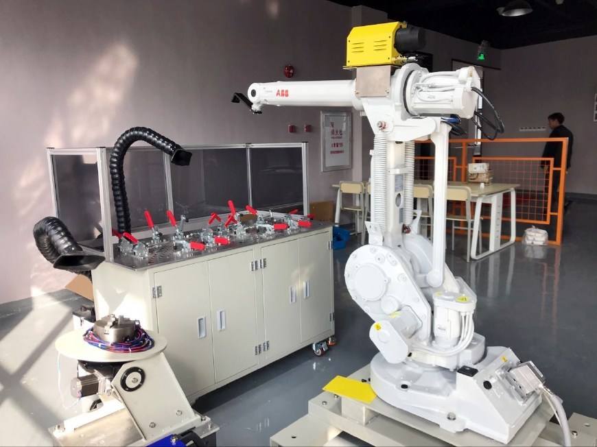 ZNH-IRW04型 工业机器人操作调整工技能鉴定平台